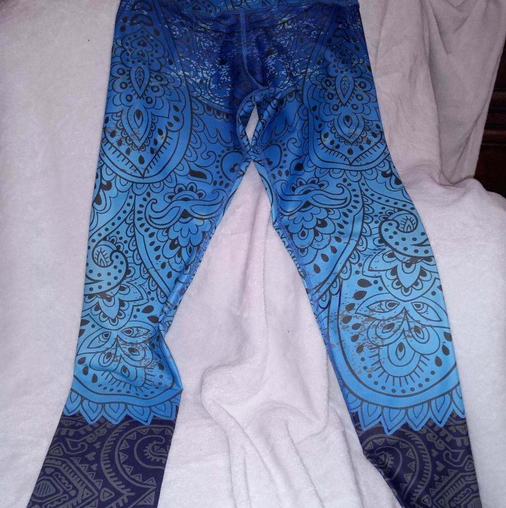 NWOT Niyama Sport yoga leggings  medium